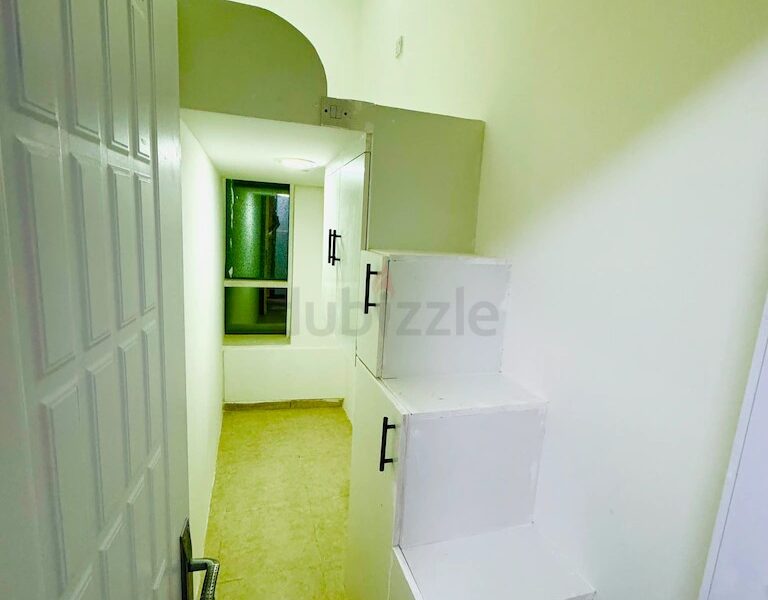 Partition Available Near Mall of The Emirates Al Barsha 1