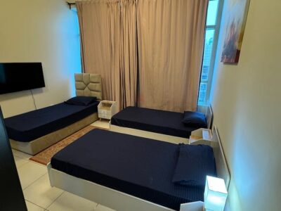 BED SPACE near Marina Mall and Metro Station