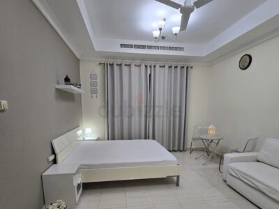 Premium Bedroom in a newly renovated apartment Near by Sharaf DG Metro Station