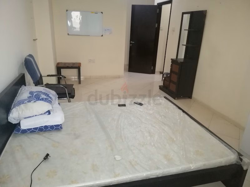 Master bedroom available for a single lady only, Indian and vegetarian: AED 2600 in AL Qouz