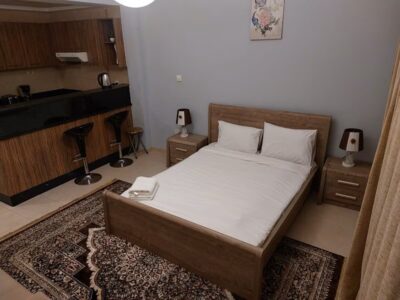 Fully Furnished Studio Apartment | Well Maintained | Vacant