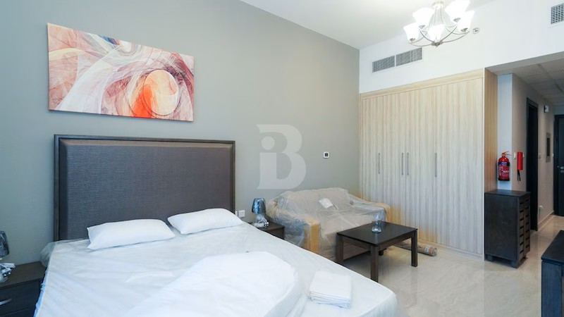 FURNISHED STUDIO | READY TO MOVE | BIG LAYOUT