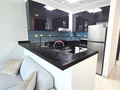 Newly Furnished I High Floor l Opt to 12 Chqs @ 80000