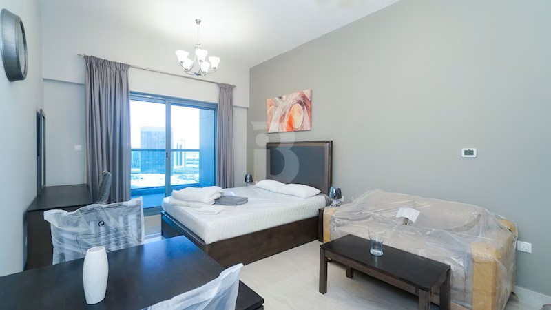 FURNISHED STUDIO | READY TO MOVE | BIG LAYOUT