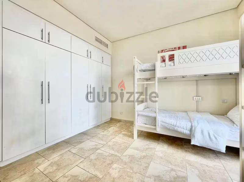 HuZaifa Hostel‼️@Burjuman Metro Bed Space Partition In Master Room