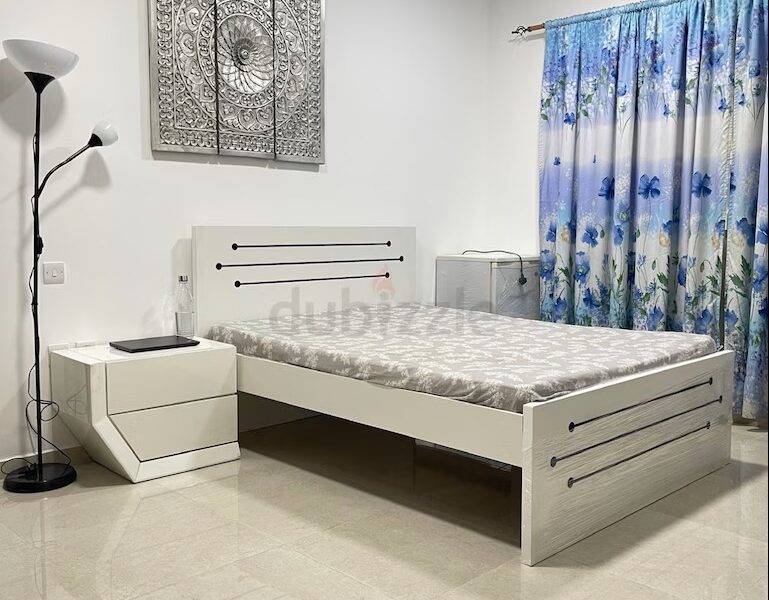 Furnished Master Room for Indian couple or single @ 3000