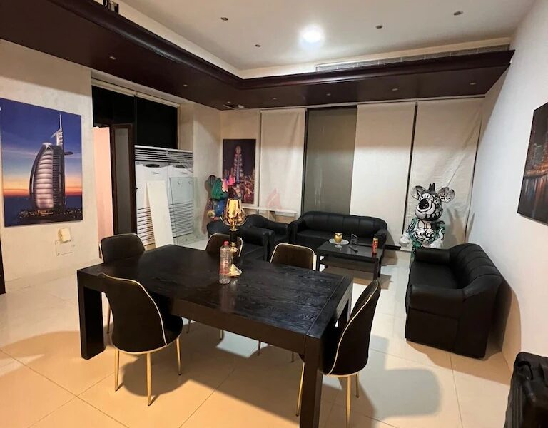 Single Room in a villa near Mall of the Emirates @ 3000