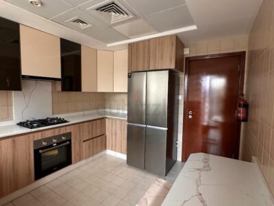 Girls Only! Bedspace in Downtown @ 1000 AED