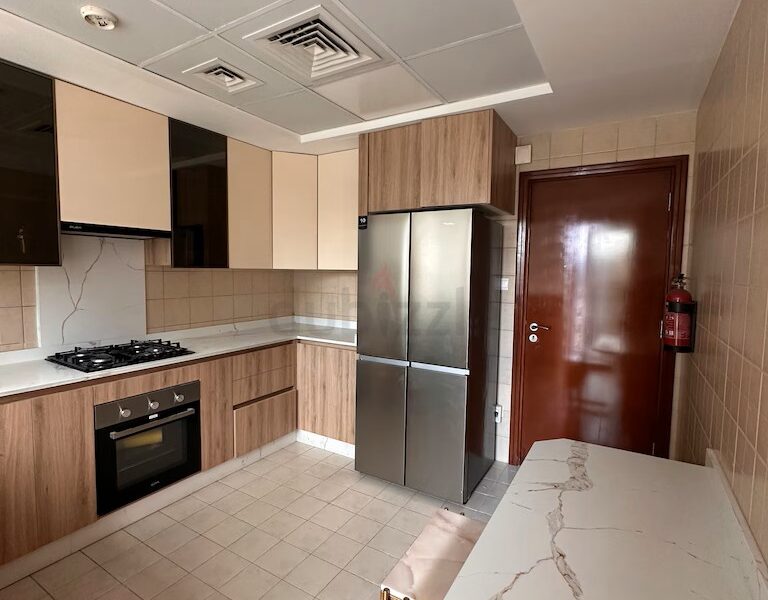 Girls Only! Bedspace in Downtown @ 1000 AED