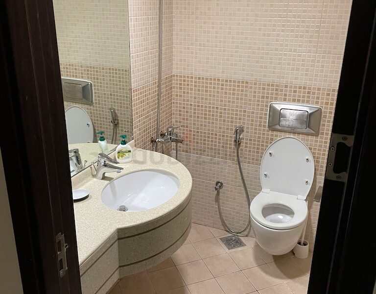 Spacious bedspace for men @ 1499 AED in Dubai Marina