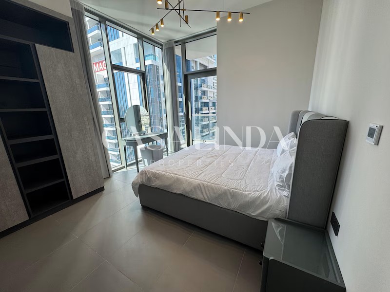 Spacious 2BR + Maid | Near Metro | Lake View @ 210000 AED