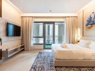 Luxury Room available in Downtown @ 8000 AED