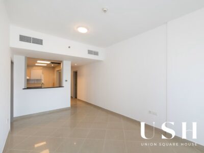 Lake View | Exclusive Unit | High floor |Upgraded | 1 month free