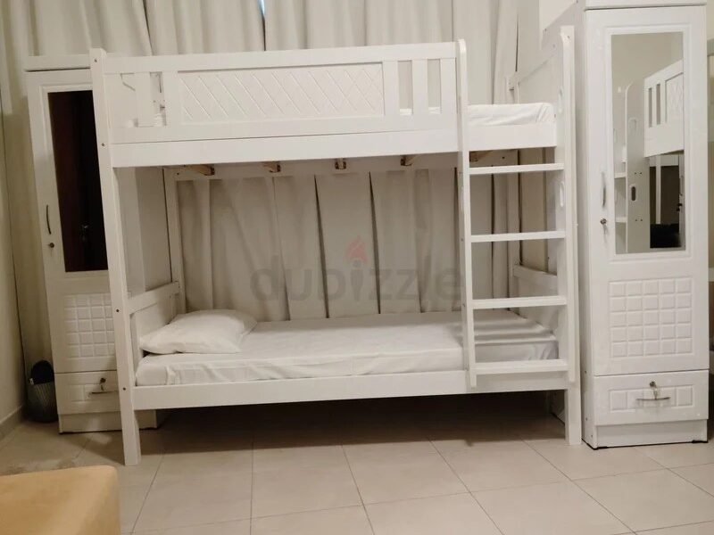 Bedspace for Female or Male in Burj Al Nujoom Downtown @ 9999