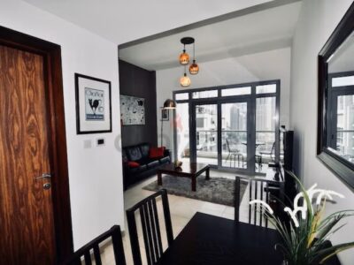Cozy Capsule beds/5 mins walk metro bbay. in Business Bay @ 1800 Aed