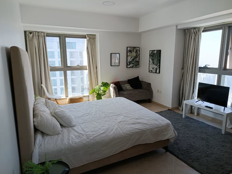 Master bedroom fully furnished - Dubai Marina - 4800 only