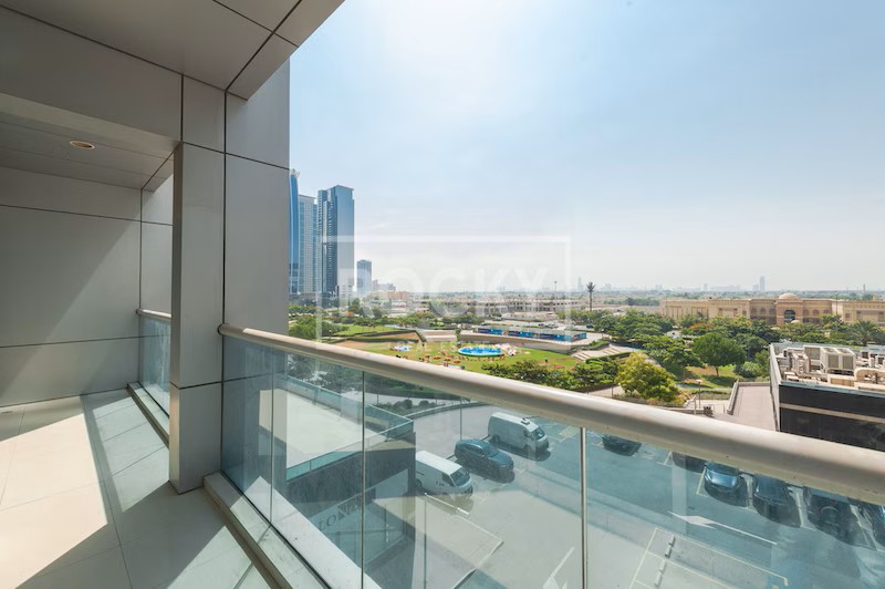 |Fully Furnished 1 BR | Chiller Free in JLT @ 80000 AED