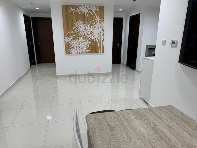 MASTER ROOM AVAILABLE @ 5000 Dhs in Business Bay Dubai