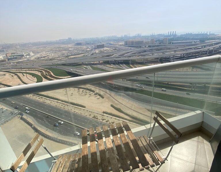 Master room for rent in JLT @ 3999