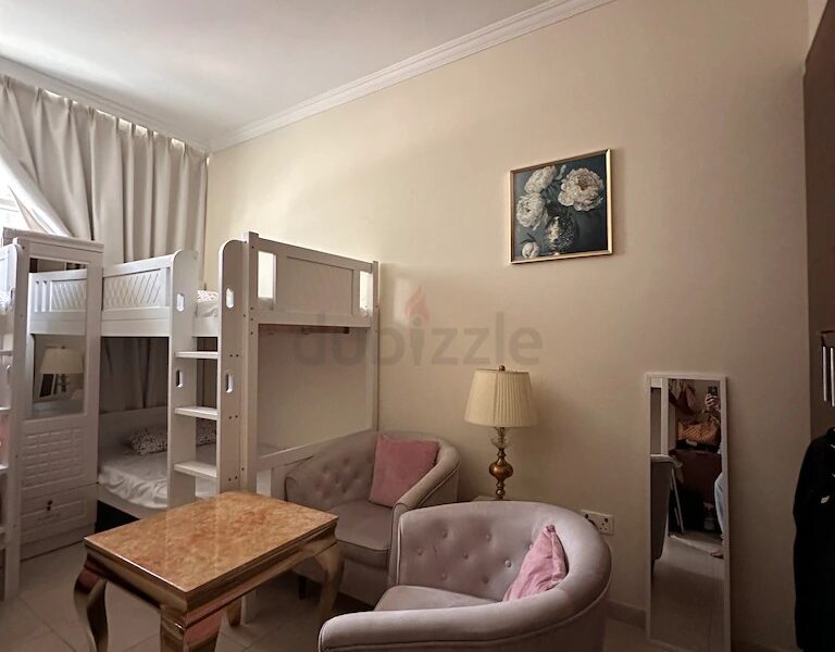 Girls Only! Bedspace in Downtown @ 1000 AED
