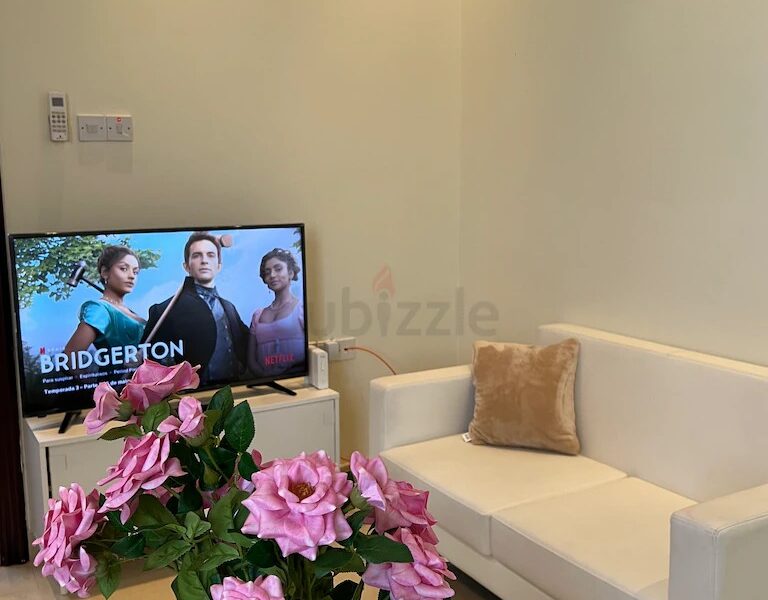 Bright Master Bedroom for Ladies in Business Bay @ 5000 Dhs