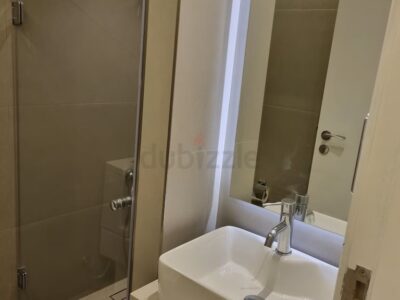 furnished master bedroom ,,upgraded,,5 mins walk to dubai mall @ 5500