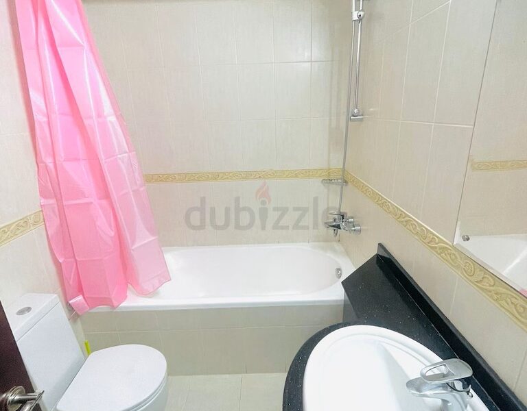 LUXURIOUS MASTER BEDROOM IN DUBAI MARINA @ 4700 Aed