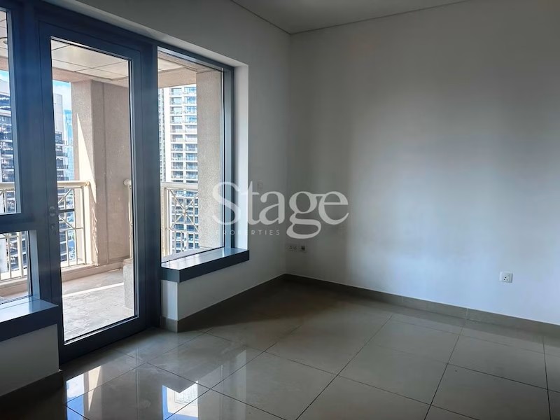 Luxury Studio | Unfurnished | High Floor @ 70000 Aed