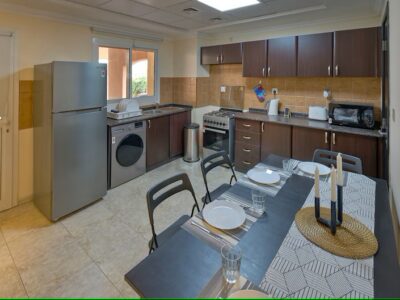 Room available for single male professional in JVC @3750 AED