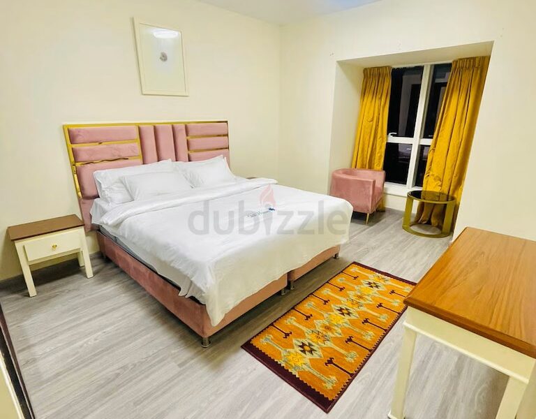 LUXURIOUS MASTER BEDROOM IN DUBAI MARINA @ 4700 Aed