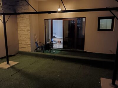 SPACIOUS MASTER ROOM WITH PRIVATE BATH BALCONY IN PEACEFUL PRIVATE VILLA @ 4000 AES