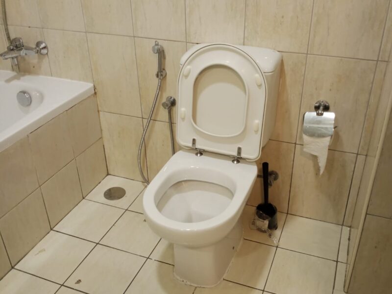 Room with Balcony for couple or individuals in JVC @ 3800