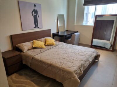 furnished master bedroom ,,upgraded,,5 mins walk to dubai mall @ 5500