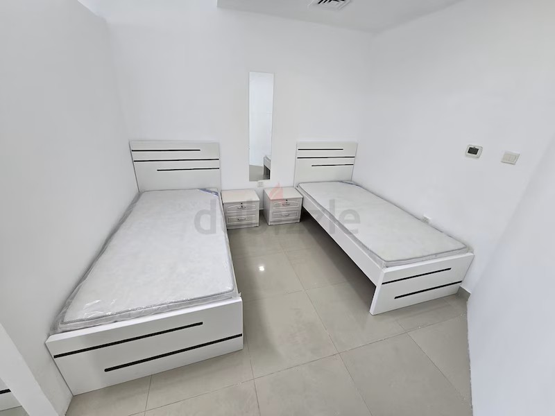 Newly renovated bedspace available - Dubai Marina - Close to Metro