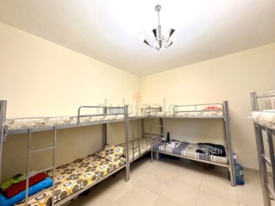 Bedspace for male @ 800 aed