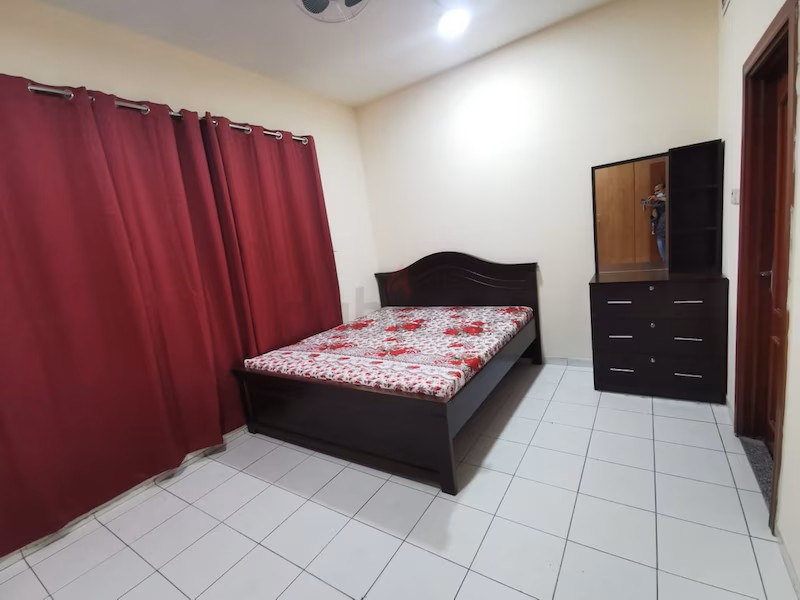 Furnished Master Bedroom near Metro, Exit 1, Al Karama @3800