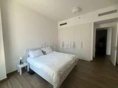Double bedroom available for rent - Burj views @ 6500