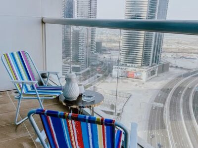 Private partition Room For Single Lady @ 3200Downtown Dubai