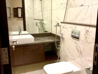 Fully Furnished Bedroom i Downtown Dubai @ 5300 AED