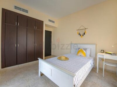 Room available for single male professional in JVC @3750 AED