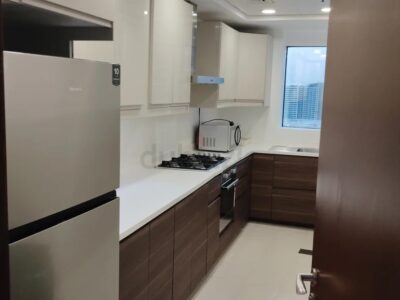 Bedspace for Female or Male in Burj Al Nujoom Downtown @ 9999