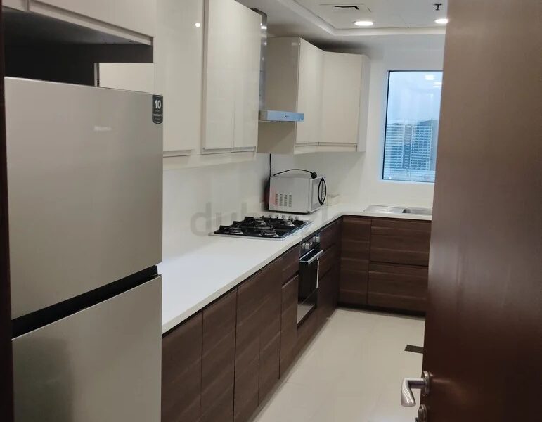 Bedspace for Female or Male in Burj Al Nujoom Downtown @ 9999