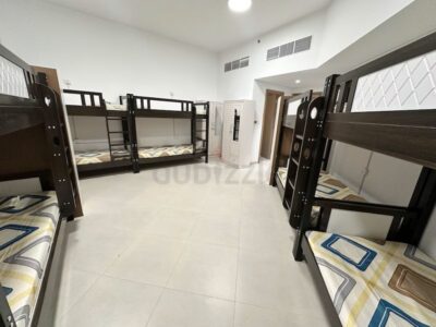 3 EXECUTIVE AFFORDABLE BED SPACES ARE AVAILABLE AT NAHDA