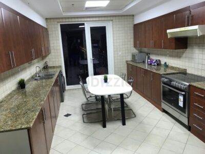 Luxurious master room, close to metro , in Business bay @5500 AED