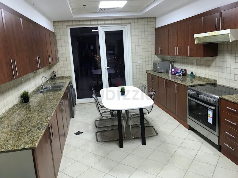 Luxurious master room, close to metro , in Business bay @5500 AED
