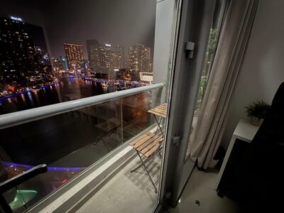 Amazing view - Females only