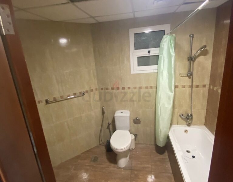 Master room for rent in JLT @ 3999
