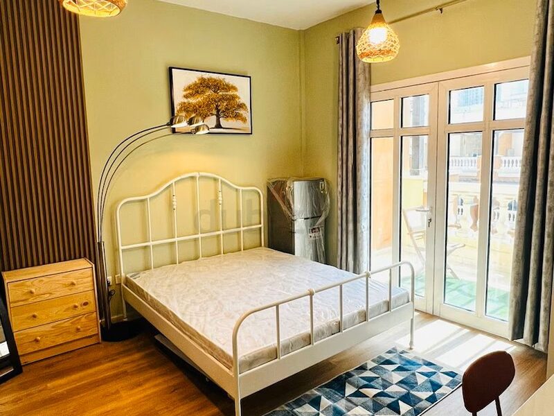 Master bedroom @ 4199 i JVC