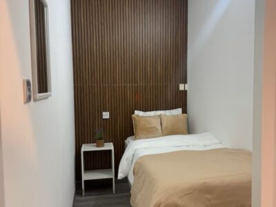 Room for a lady in a Villa in JVC @ 2400 AED
