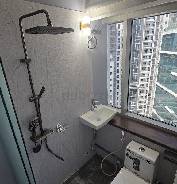 Smart Room With Attached Washroom in Business Bay @ 3500